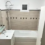 Apartamento Platinum - Cu 3 Camere, 2 Dormitoare, 2 Bai, Bucatarie Complet Utilata, Living, 2 Balcoane Bucareste