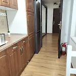 Platinum - Cu 3 Camere, 2 Dormitoare, 2 Bai, Bucatarie Complet Utilata, Living, 2 Balcoane Apartamento