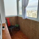 Platinum - Cu 3 Camere, 2 Dormitoare, 2 Bai, Bucatarie Complet Utilata, Living, 2 Balcoane Bucareste