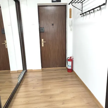 Apartment Platinum - Cu 3 Camere, 2 Dormitoare, 2 Bai, Bucatarie Complet Utilata, 2 Balcoane