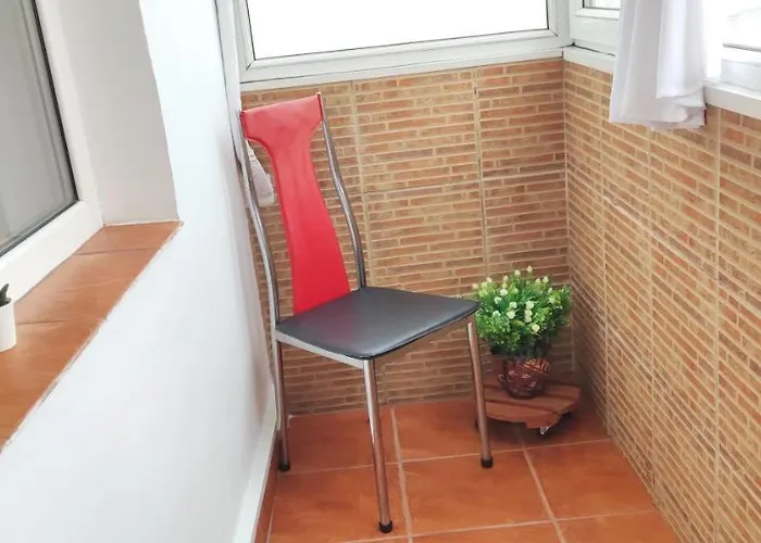 Apartamento Platinum - Cu 3 Camere, 2 Dormitoare, 2 Bai, Bucatarie Complet Utilata, Living, 2 Balcoane Bucarest