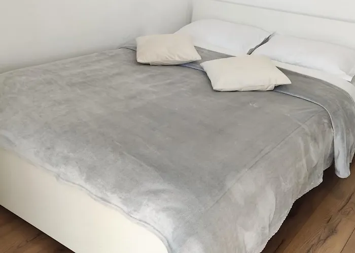 Platinum - Cu 3 Camere, 2 Dormitoare, 2 Bai, Bucatarie Complet Utilata, Living, 2 Balcoane Apartamento *