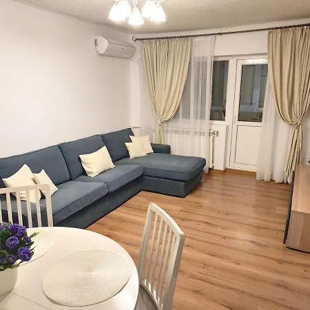 Platinum - Cu 3 Camere, 2 Dormitoare, 2 Bai, Bucatarie Complet Utilata, Living, 2 Balcoane *