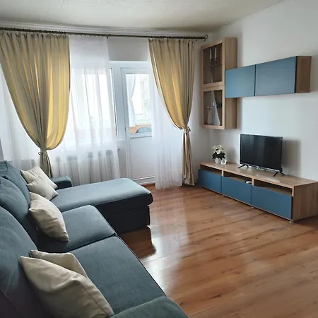 Platinum - Cu 3 Camere, 2 Dormitoare, 2 Bai, Bucatarie Complet Utilata, Living, 2 Balcoane Appartement