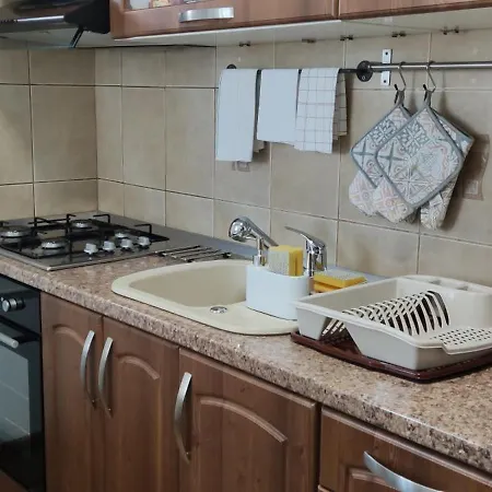 Appartement Platinum - Cu 3 Camere, 2 Dormitoare, 2 Bai, Bucatarie Complet Utilata, Living, 2 Balcoane