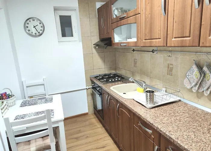 Platinum - Cu 3 Camere, 2 Dormitoare, 2 Bai, Bucatarie Complet Utilata, Living, 2 Balcoane ブカレスト