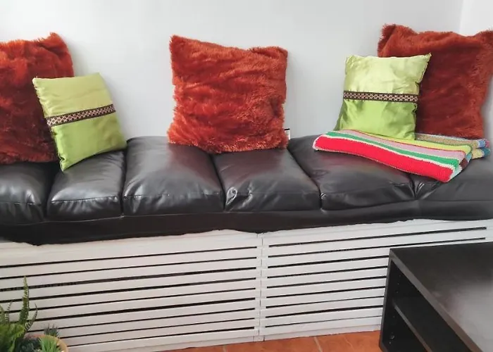 Apartmán Platinum - Cu 3 Camere, 2 Dormitoare, 2 Bai, Bucatarie Complet Utilata, Living, 2 Balcoane