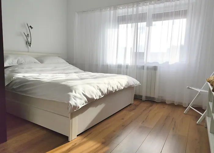 Platinum - Cu 3 Camere, 2 Dormitoare, 2 Bai, Bucatarie Complet Utilata, Living, 2 Balcoane Апартаменты