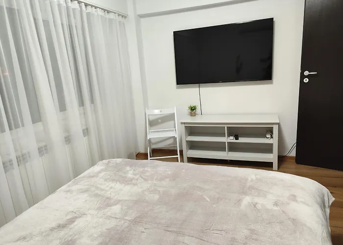 Platinum - Cu 3 Camere, 2 Dormitoare, 2 Bai, Bucatarie Complet Utilata, Living, 2 Balcoane Apartamento *