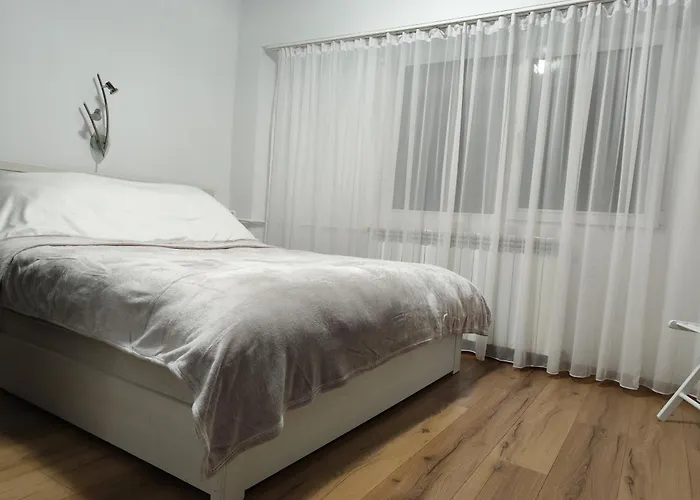 Platinum - Cu 3 Camere, 2 Dormitoare, 2 Bai, Bucatarie Complet Utilata, Living, 2 Balcoane アパート *