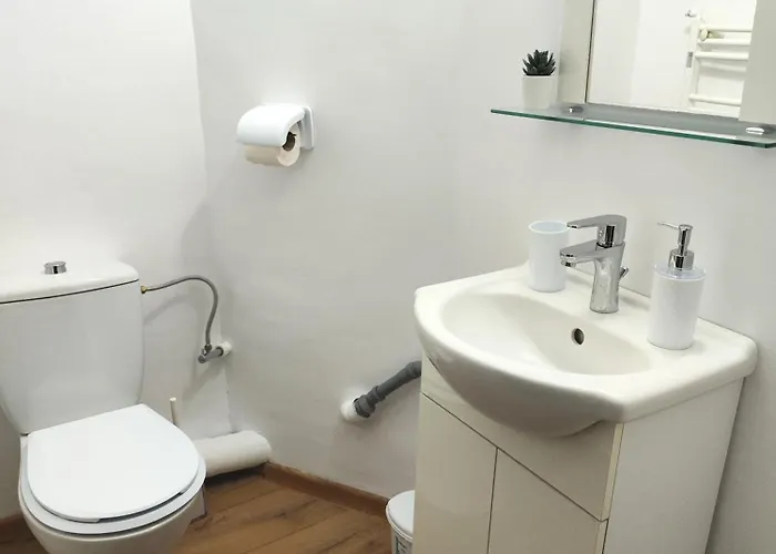 Platinum - Cu 3 Camere, 2 Dormitoare, 2 Bai, Bucatarie Complet Utilata, Living, 2 Balcoane Apartamento