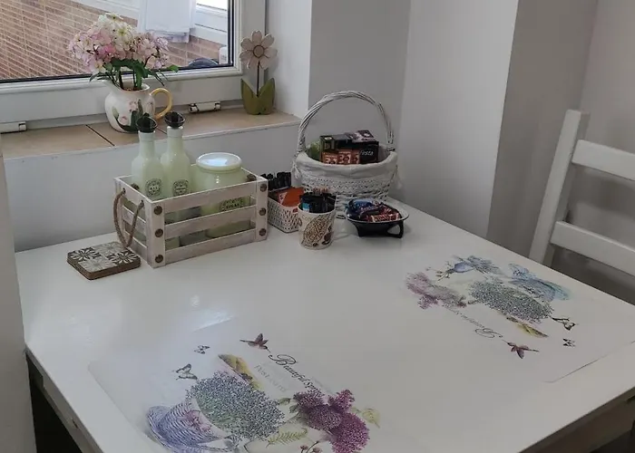 Platinum - Cu 3 Camere, 2 Dormitoare, 2 Bai, Bucatarie Complet Utilata, Living, 2 Balcoane Апартаменты Бухарест