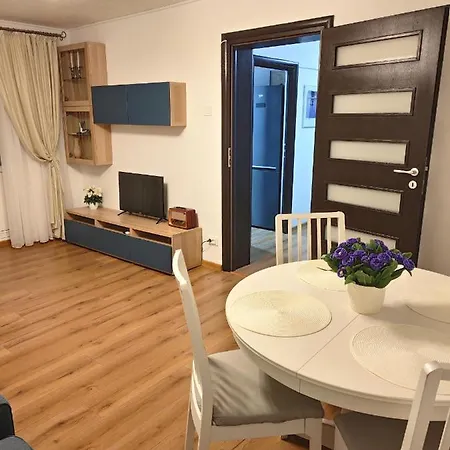 Platinum - Cu 3 Camere, 2 Dormitoare, 2 Bai, Bucatarie Complet Utilata, 2 Balcoane * Bucureşti