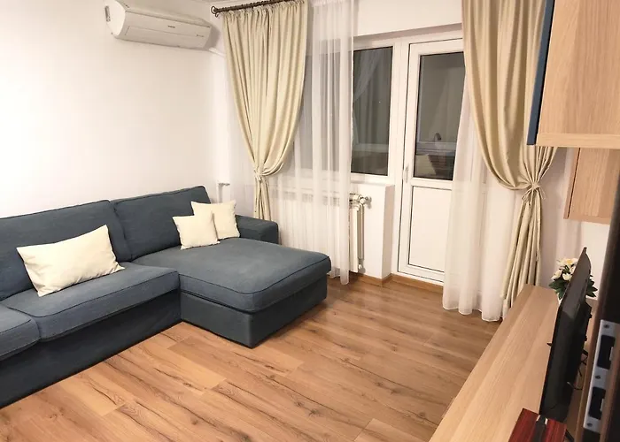 Apartament Platinum - Cu 3 Camere, 2 Dormitoare, 2 Bai, Bucatarie Complet Utilata, Living, 2 Balcoane