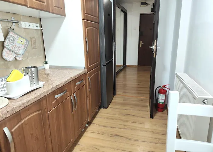 Platinum - Cu 3 Camere, 2 Dormitoare, 2 Bai, Bucatarie Complet Utilata, Living, 2 Balcoane Apartament